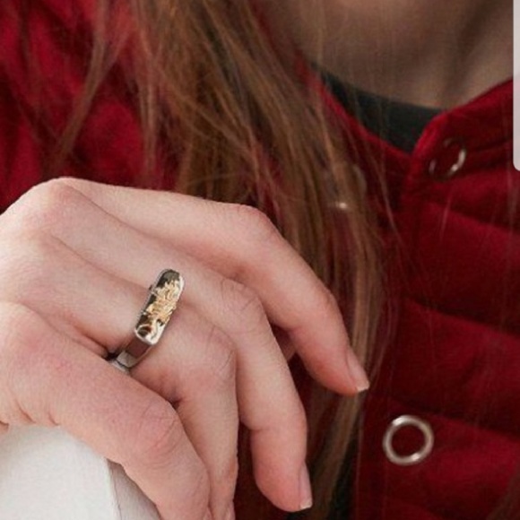Urban Outfitters Jewelry - Urban Outfitters Fish Signet Ring